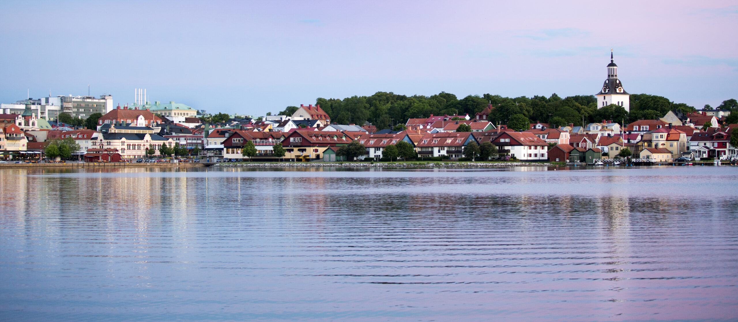 2013-06-17
Vy Västervik.


FOTO:  BJÖRN WANHATALO